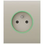 Tapa central para enchufe inteligente tipo E - Compatible con AJ-OUTLETCORE-SMART-E - Indicador LED sobre estado del enchufe y consumo - Botón táctil para control manual - Retroalimentación LED - Color marfil